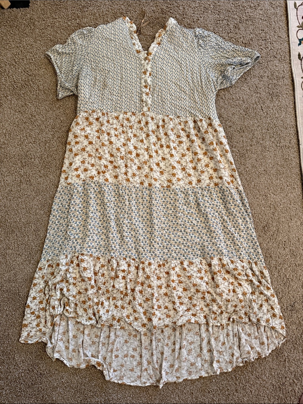 Women's Cream Floral Tiered Casual Dress